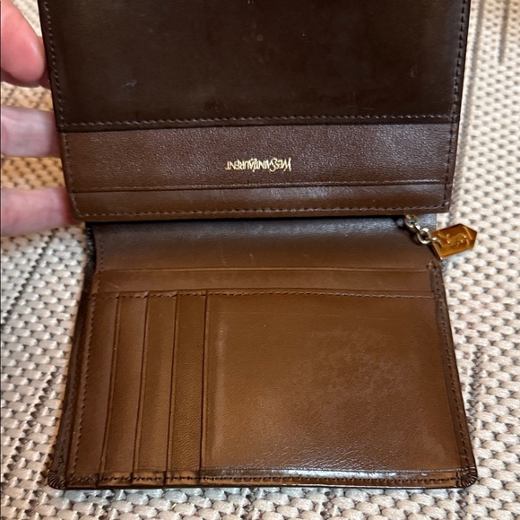 Yves Saint Laurent Brown Wallet with Gold Detail. - Picture 5 of 7